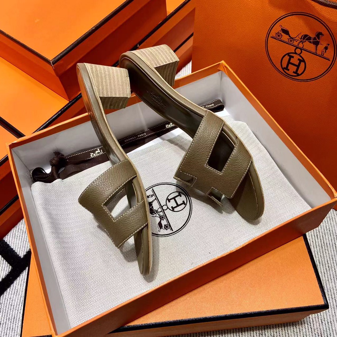 에르메스 올수공 오아시스 슬리퍼 샌들 앱송 50